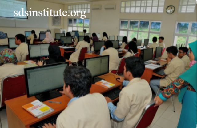 Revolusi Belajar Abad Dua Puluh Satu Meraih Fleksibilitas Akademik Melalui Sistem Edukasi Modern